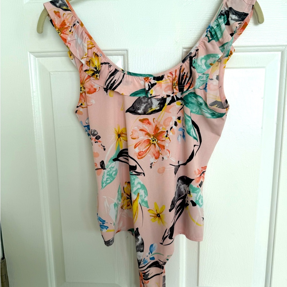 BCBGeneration Floral Bodysuit Sz S